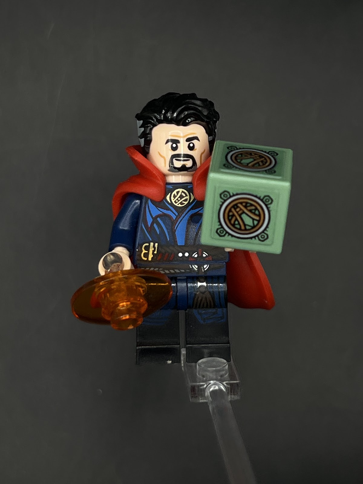 LEGO Minifigura Dr Strange Ojo De Agamoto En Cuello - Marvel Épica