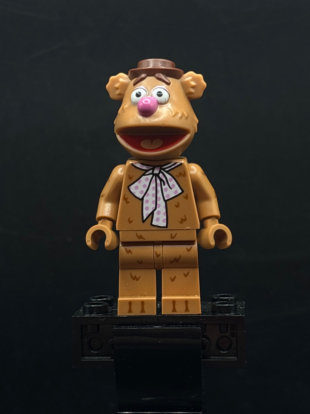 Fozzie Bear, The Muppets (Minifigure Only without Stand and Accessories) - Foto real - DagaBlocks