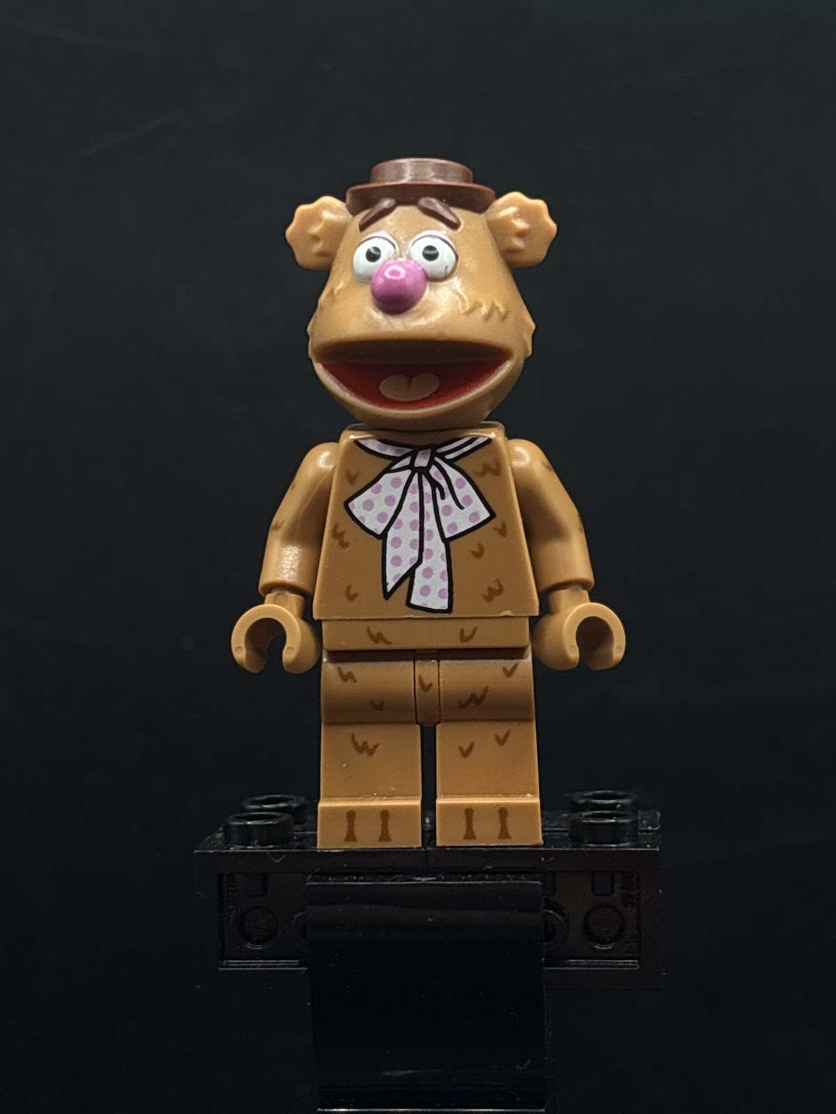 Fozzie Bear, The Muppets (Minifigure Only without Stand and Accessories) - Foto real - DagaBlocks