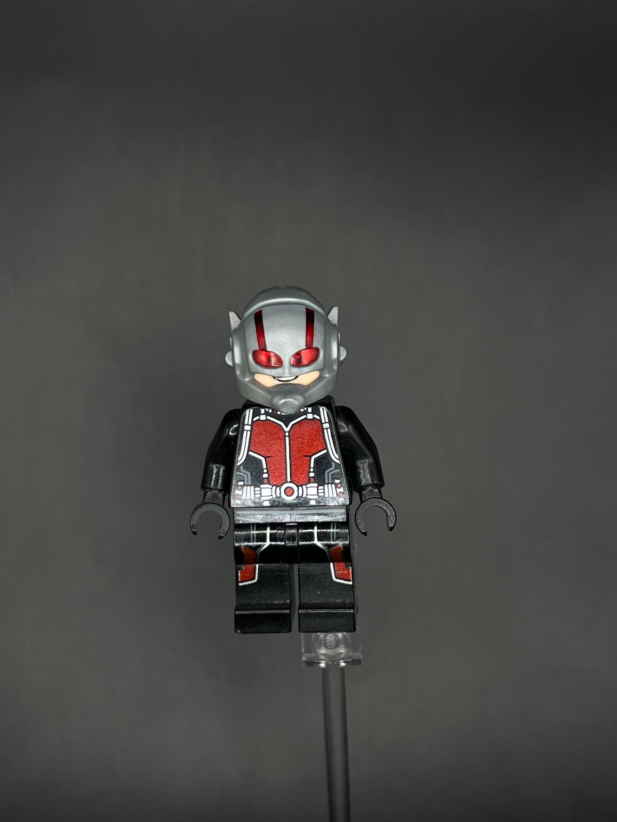 LEGO Minifigura Ant-Man Scott Lang  Original - Marvel Legendaria