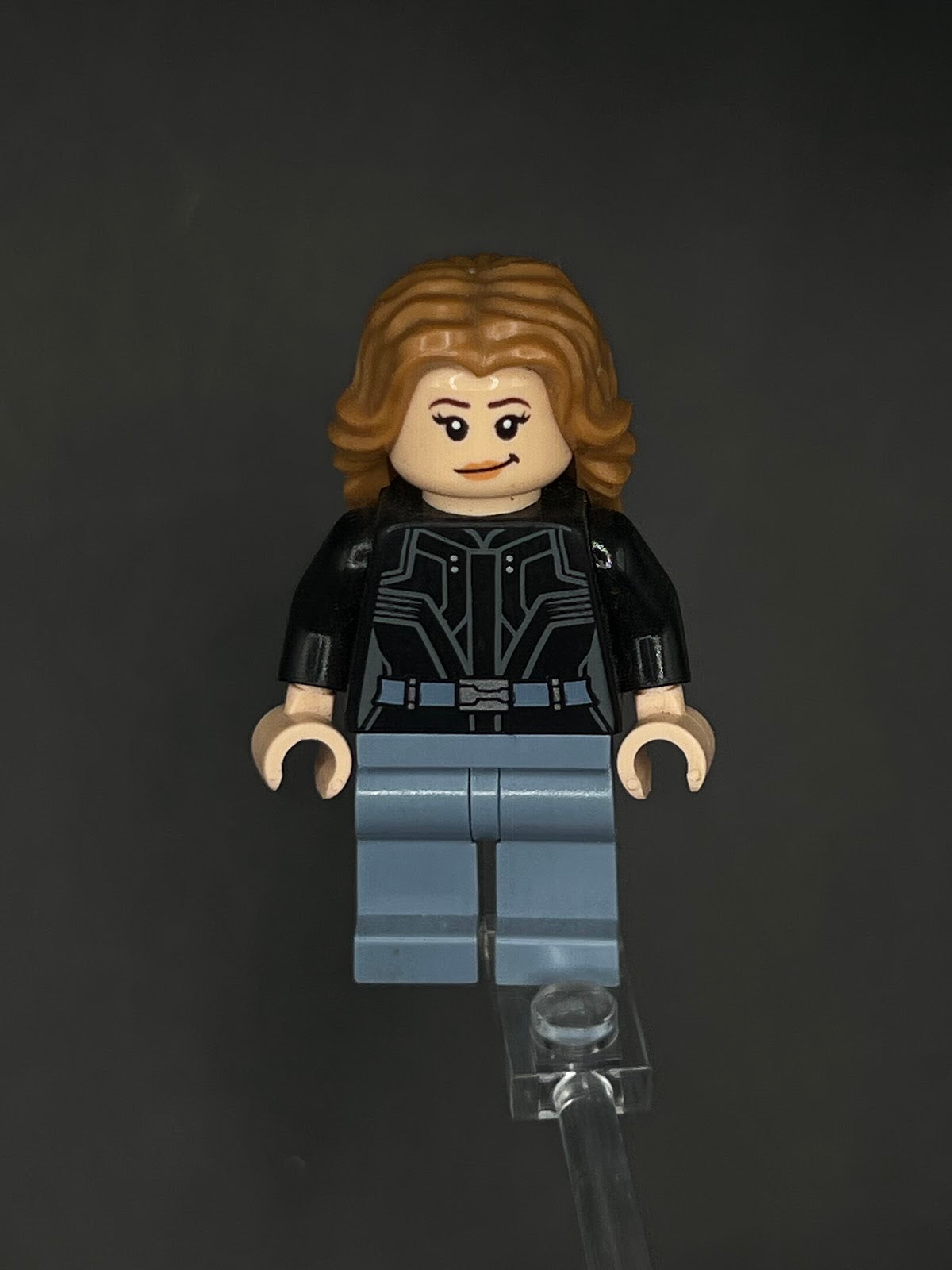LEGO Minifigura Sharon Carter - Marvel Épica