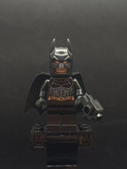Batman - Black Suit with Copper Belt (Type 2 Cowl) - Foto real - DagaBlocks