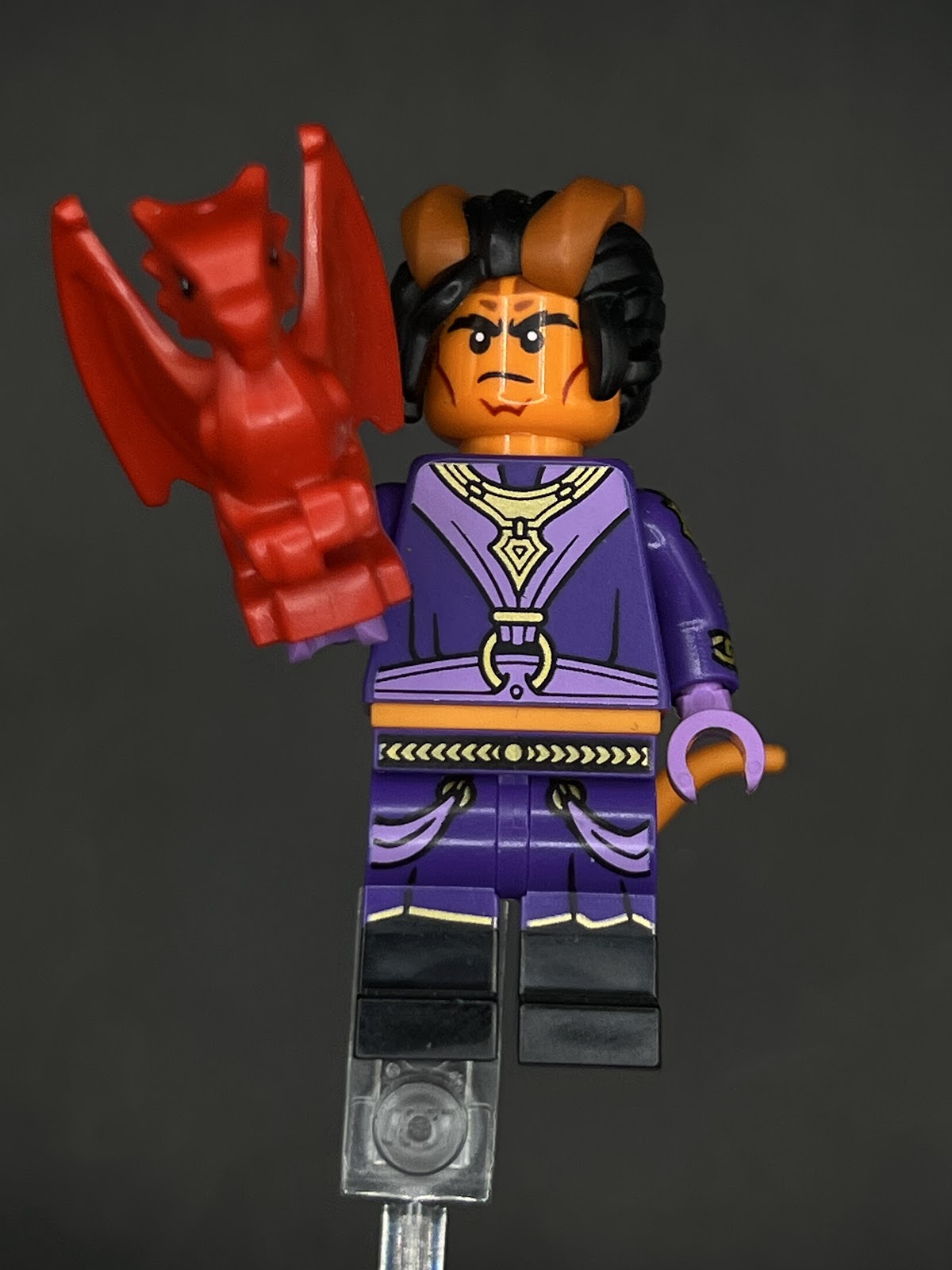 LEGO Minifigura Tiefling Sorcerer - Colección Épica