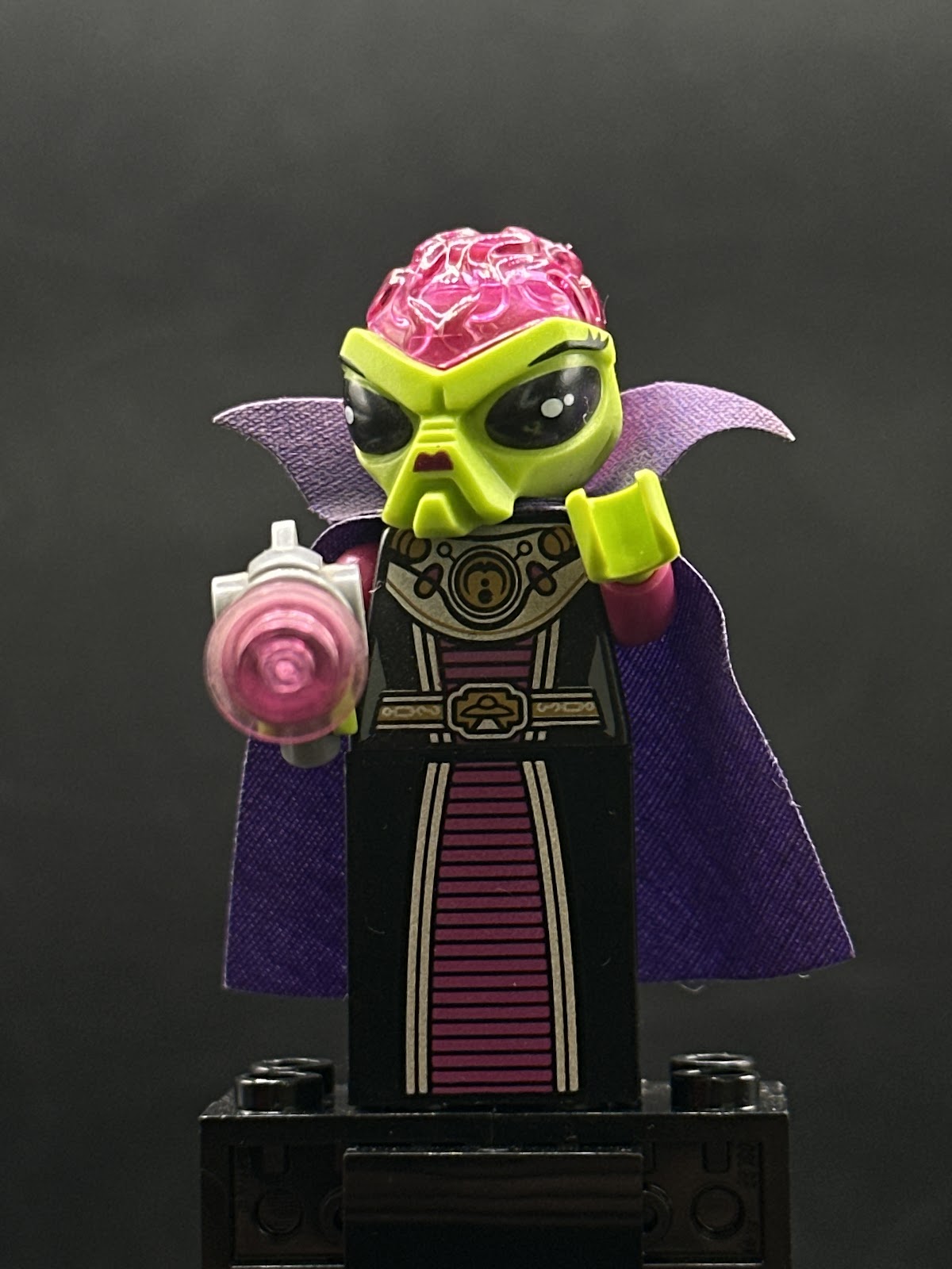 Alien Villainess, Series 8 (Minifigure Only without Stand and Accessories) - Foto real - DagaBlocks