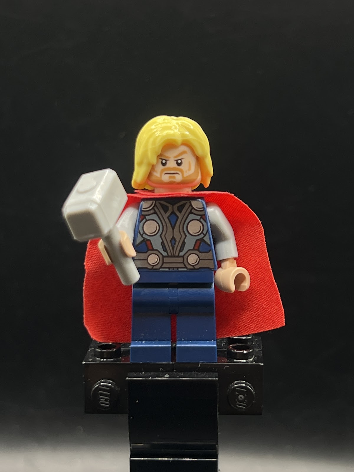 Thor - Starched Fabric Cape, Dark Blue Legs - Foto real - DagaBlocks