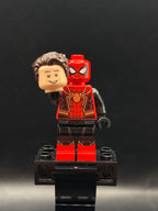 Spider-Man - Black and Red Suit, Large Gold Spider, Gold Knee Trim (Integrated Suit) - Foto real - DagaBlocks