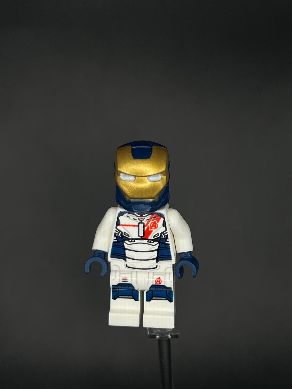 LEGO Minifigura Iron Legion - Marvel Legendaria