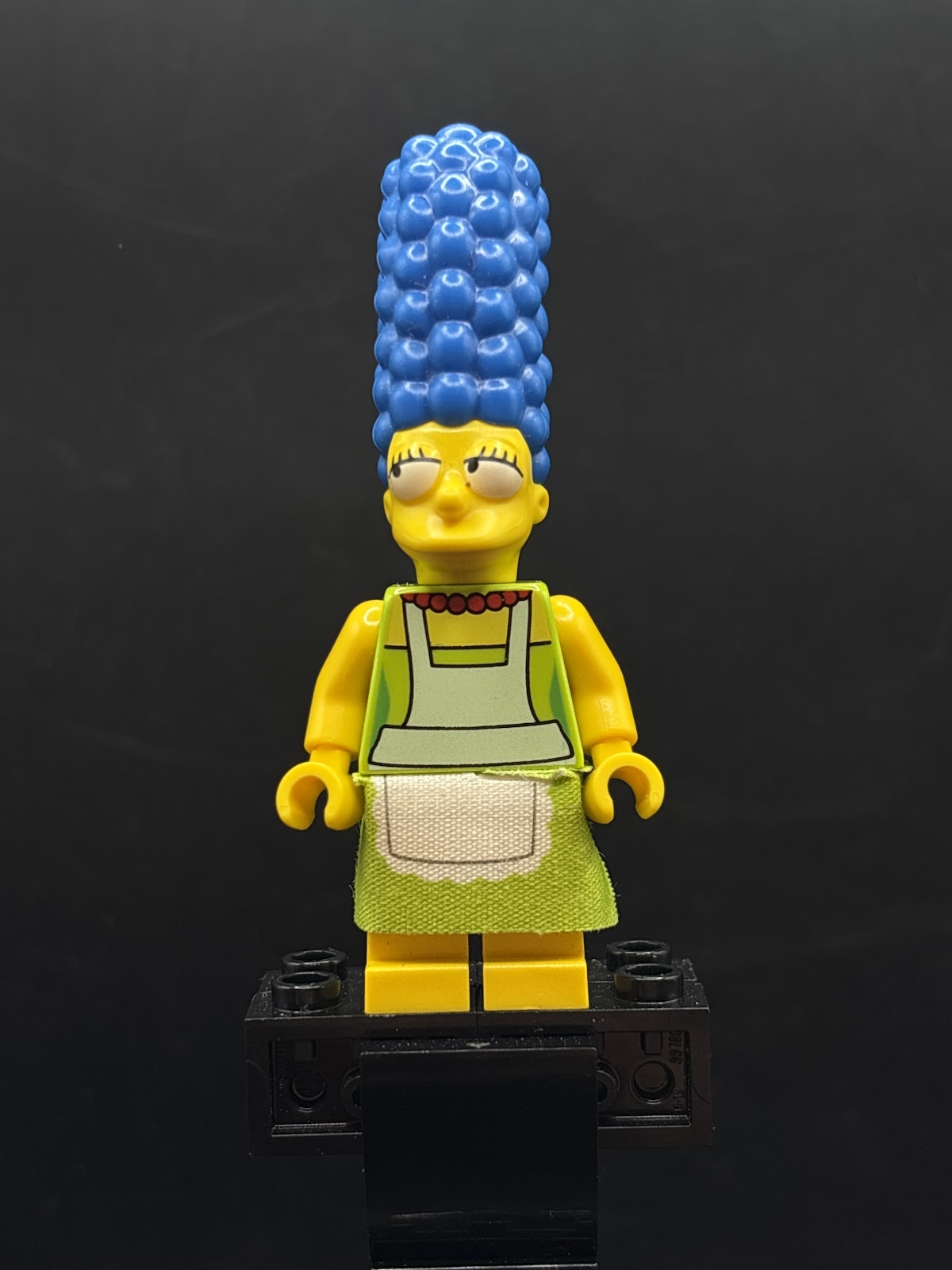 Marge Simpson with Apron - Foto real - DagaBlocks