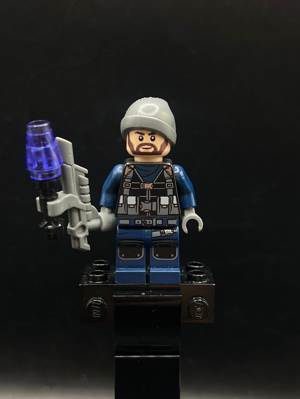 ACU Guard - Male, Dark Bluish Gray Beanie, Light Nougat Head - Foto real - DagaBlocks
