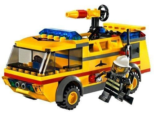 LEGO Set Airport Fire Truck - Town — set armado