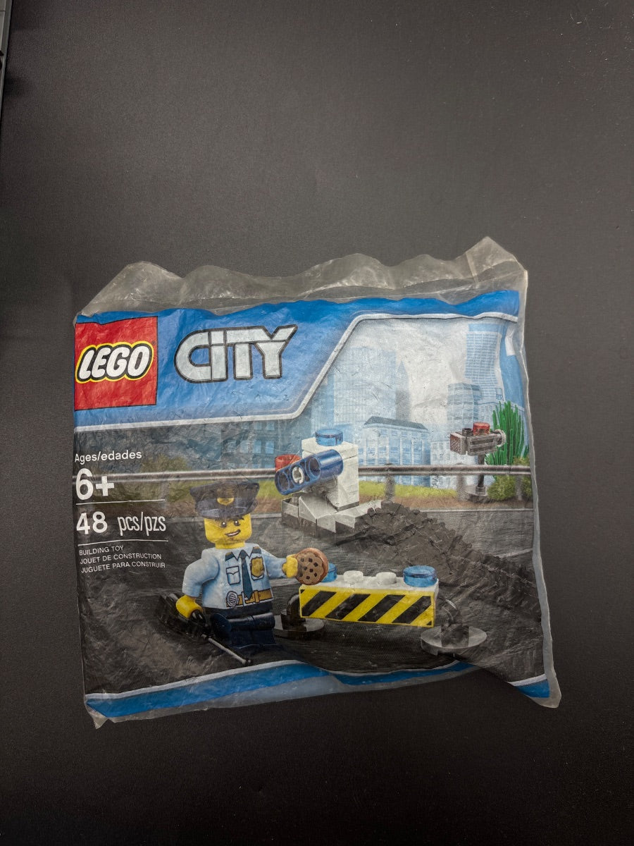 CITY — frente