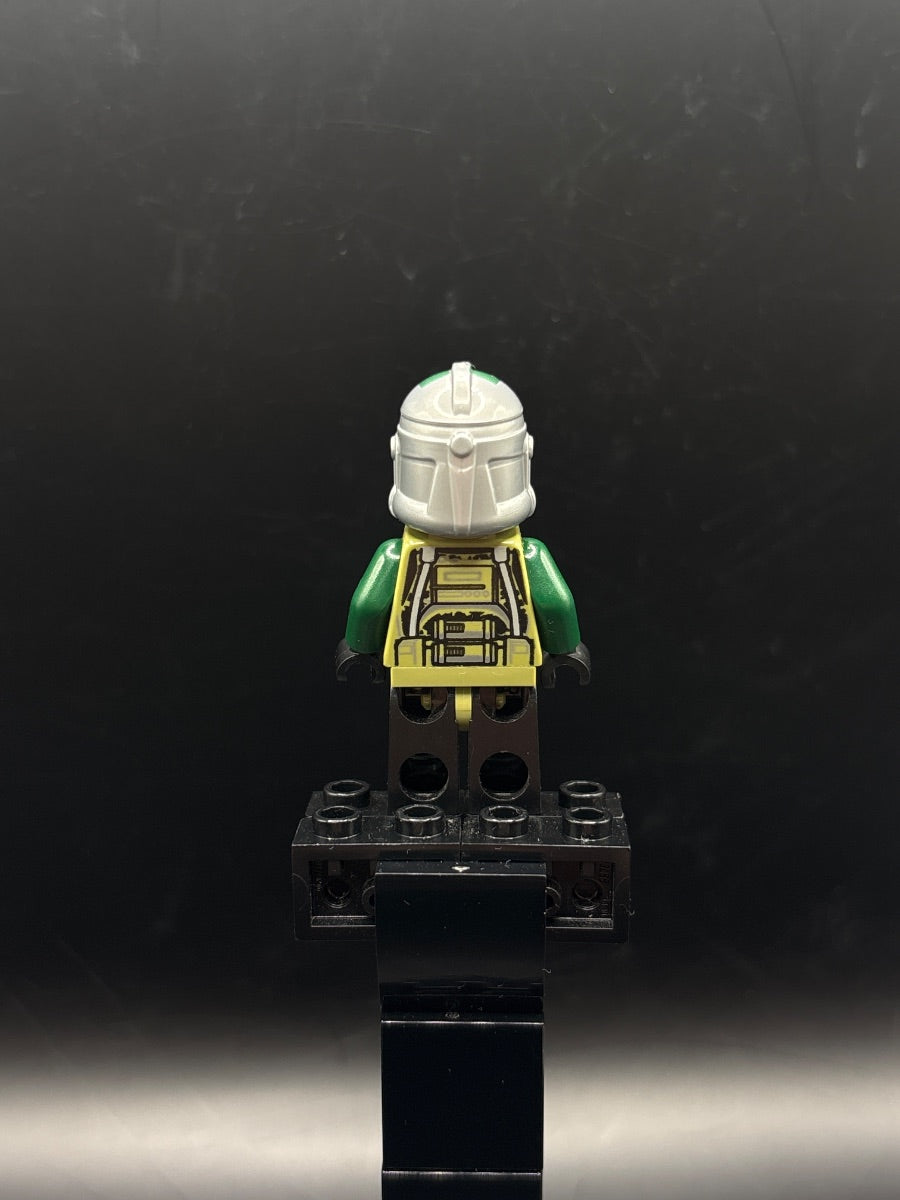 LEGO Minifigura Clone Trooper Commander Gree, 41st Elite Corps - Star Wars — espalda