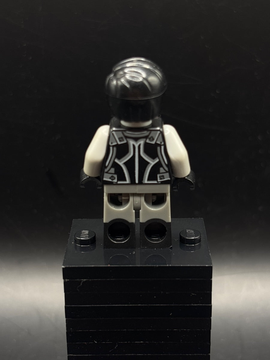 LEGO Minifigura Shade - NINJAGO — espalda