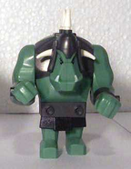 LEGO Minifigura Fantasy Era - Troll, Sand Green with Pearl Dark Gray Armor and 5 White Horns - Castle — imagen BrickLink