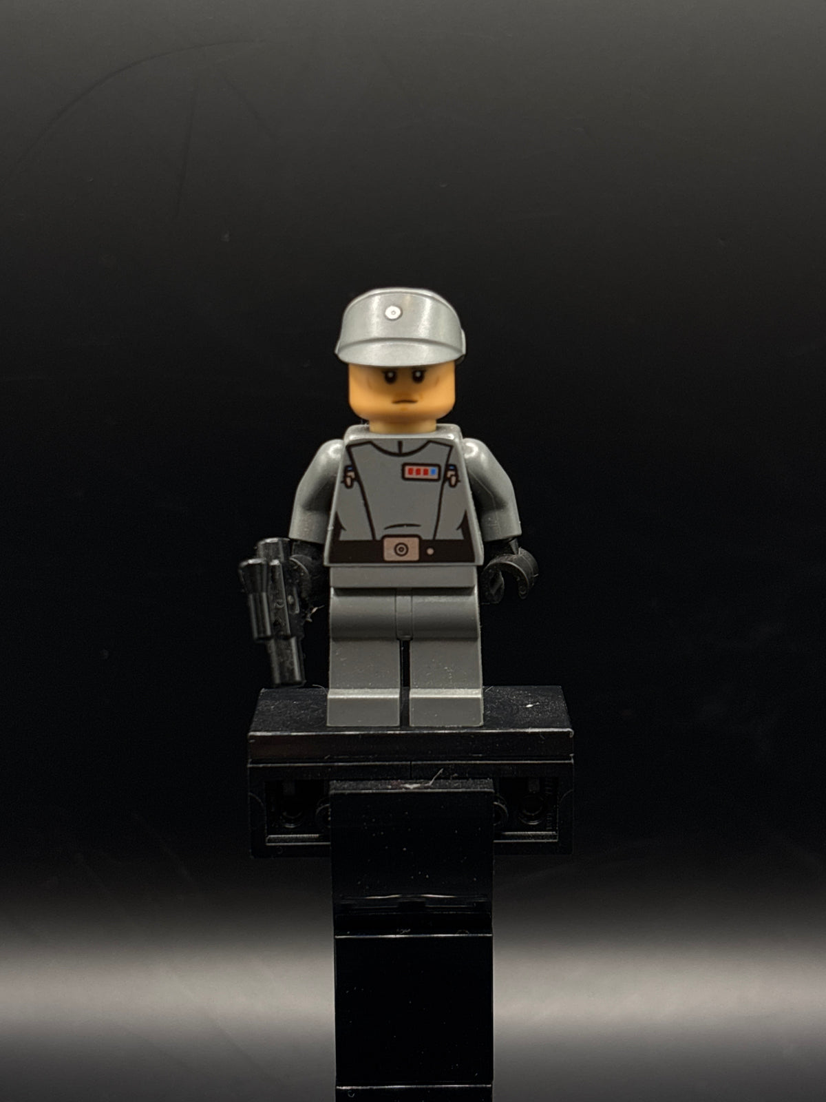 Captain Tala Durith — frente