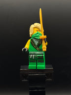Lloyd - Legacy, Rebooted, Ninjago Logogram 'MASTER' on Torso — frente