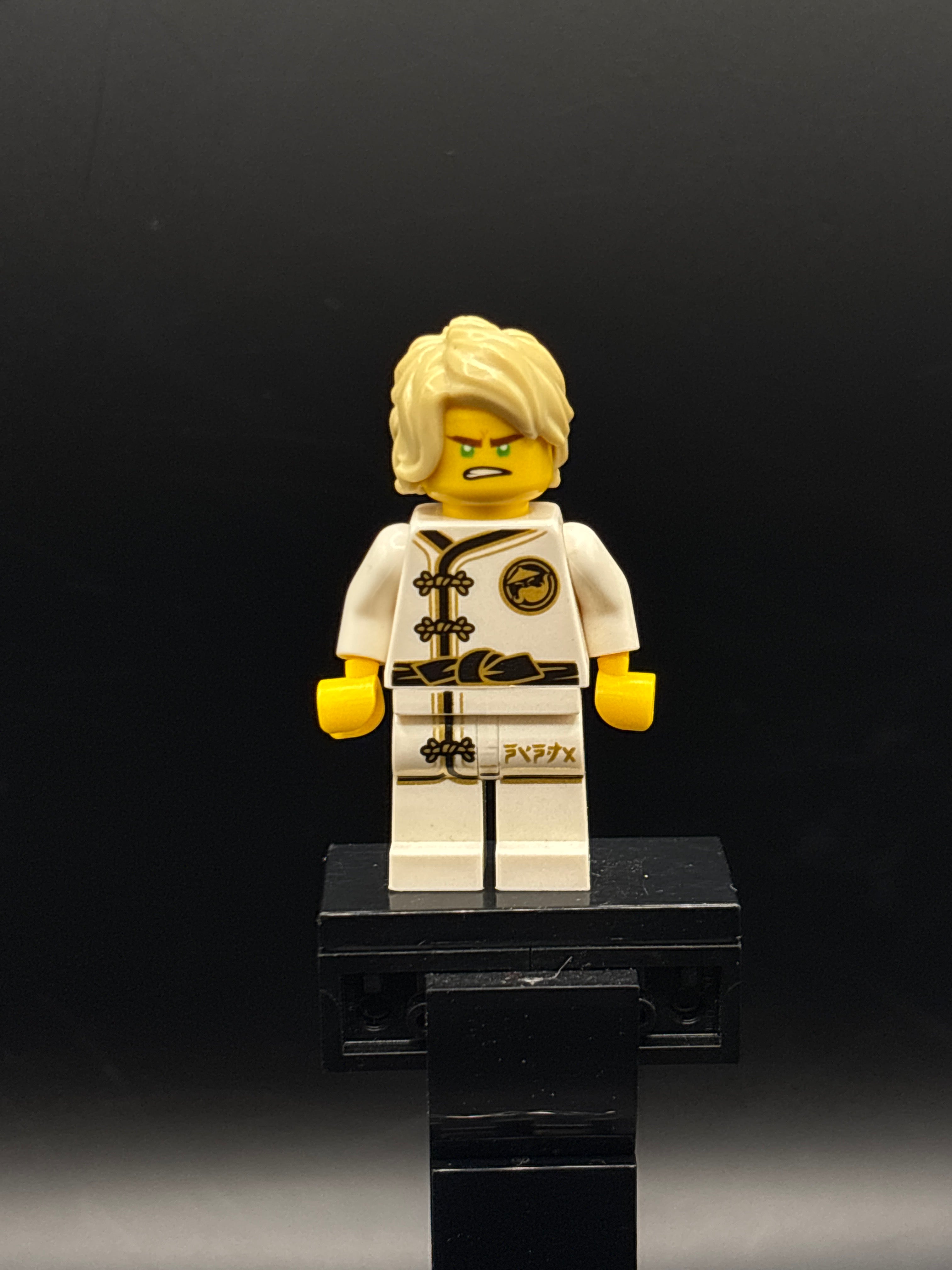 Lloyd - White Wu-Cru Training Gi — frente
