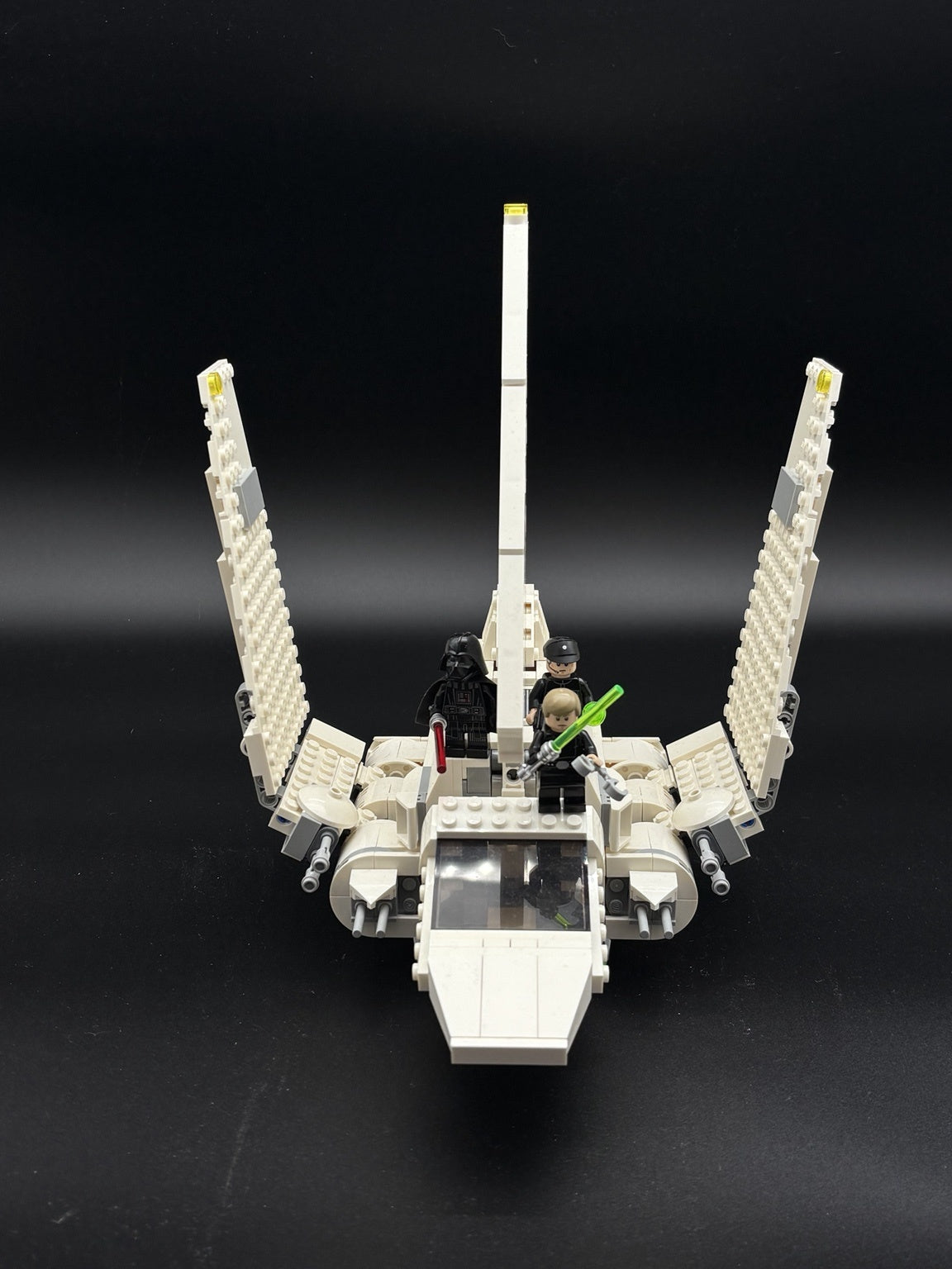 Imperial Shuttle — frente