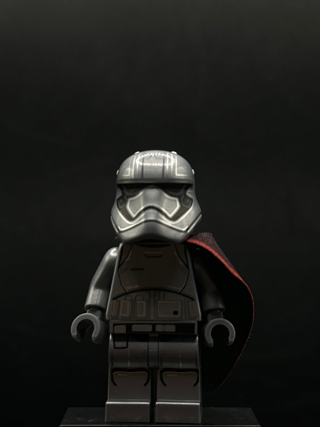 Captain Phasma (Pointed Mouth Pattern) — frente