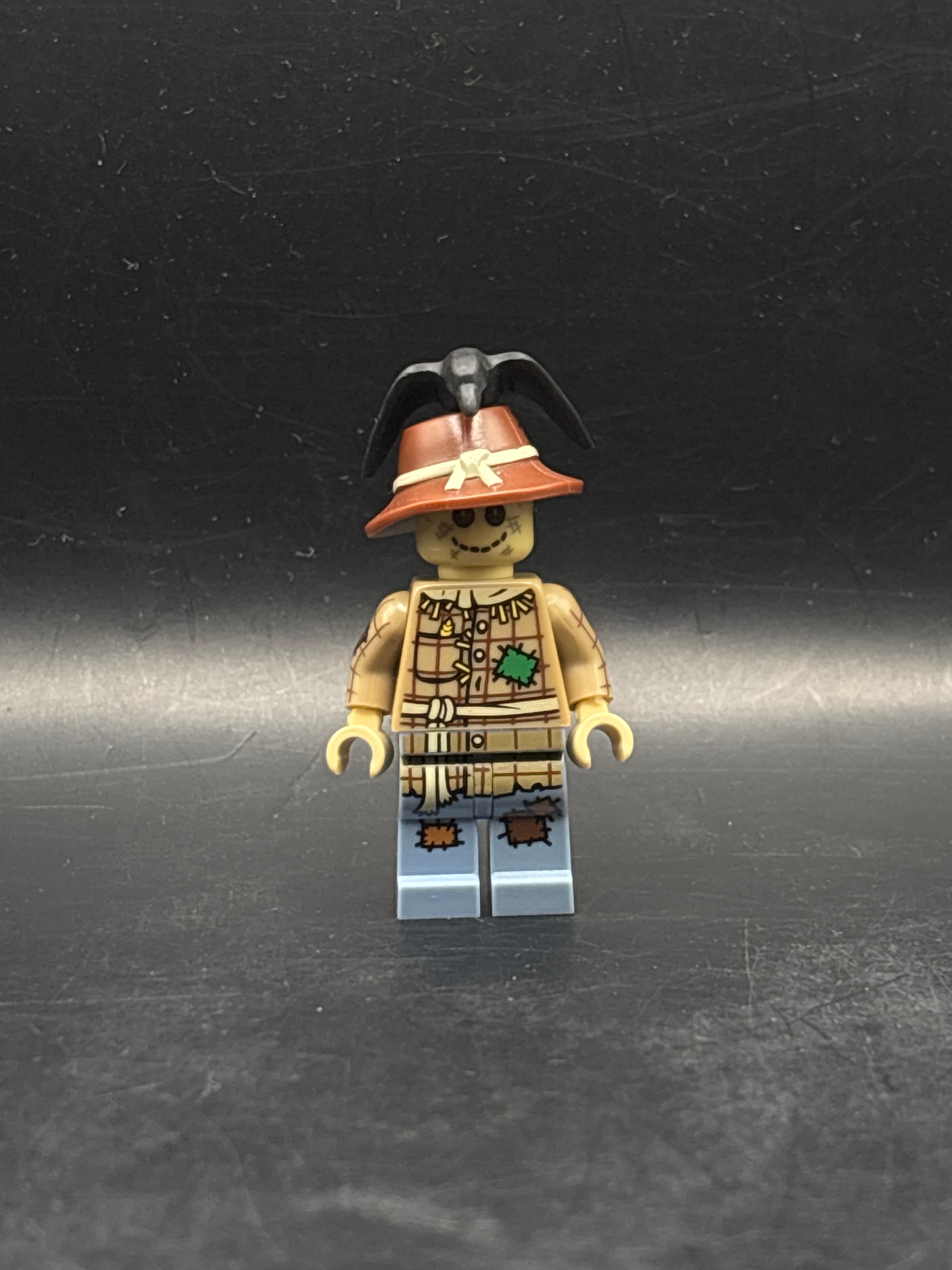Scarecrow, Series 11 (Minifigure Only without Stand and Accessories) — frente