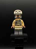 Rebel Trooper - White Goggles, Dark Bluish Gray Helmet, Black Beard (Private Kappehl) — frente