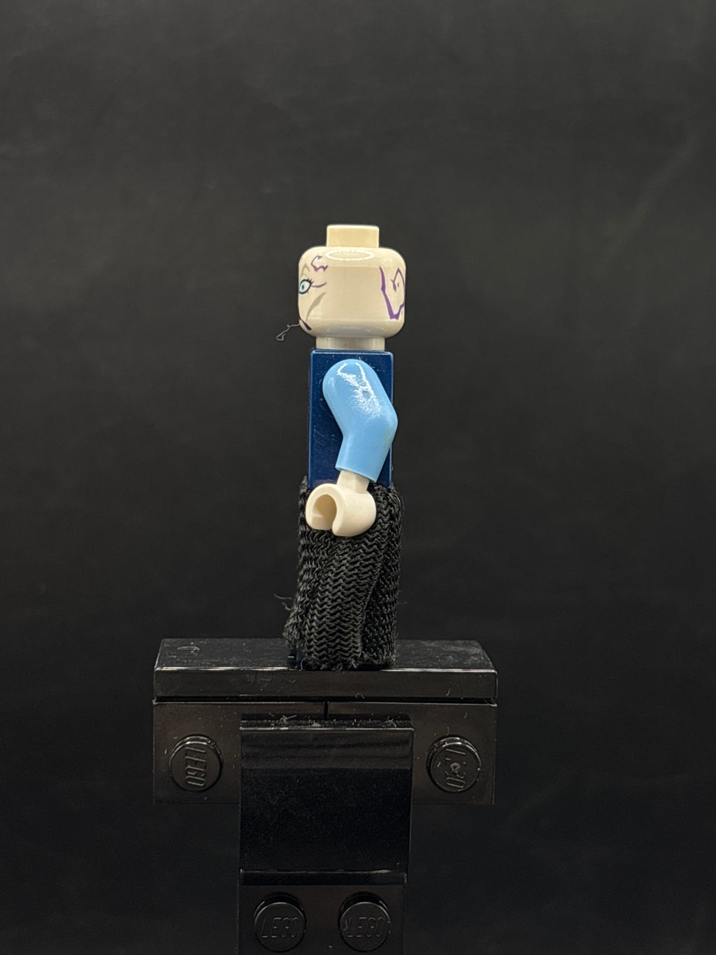 Asajj Ventress - Dark Blue Torso — costado