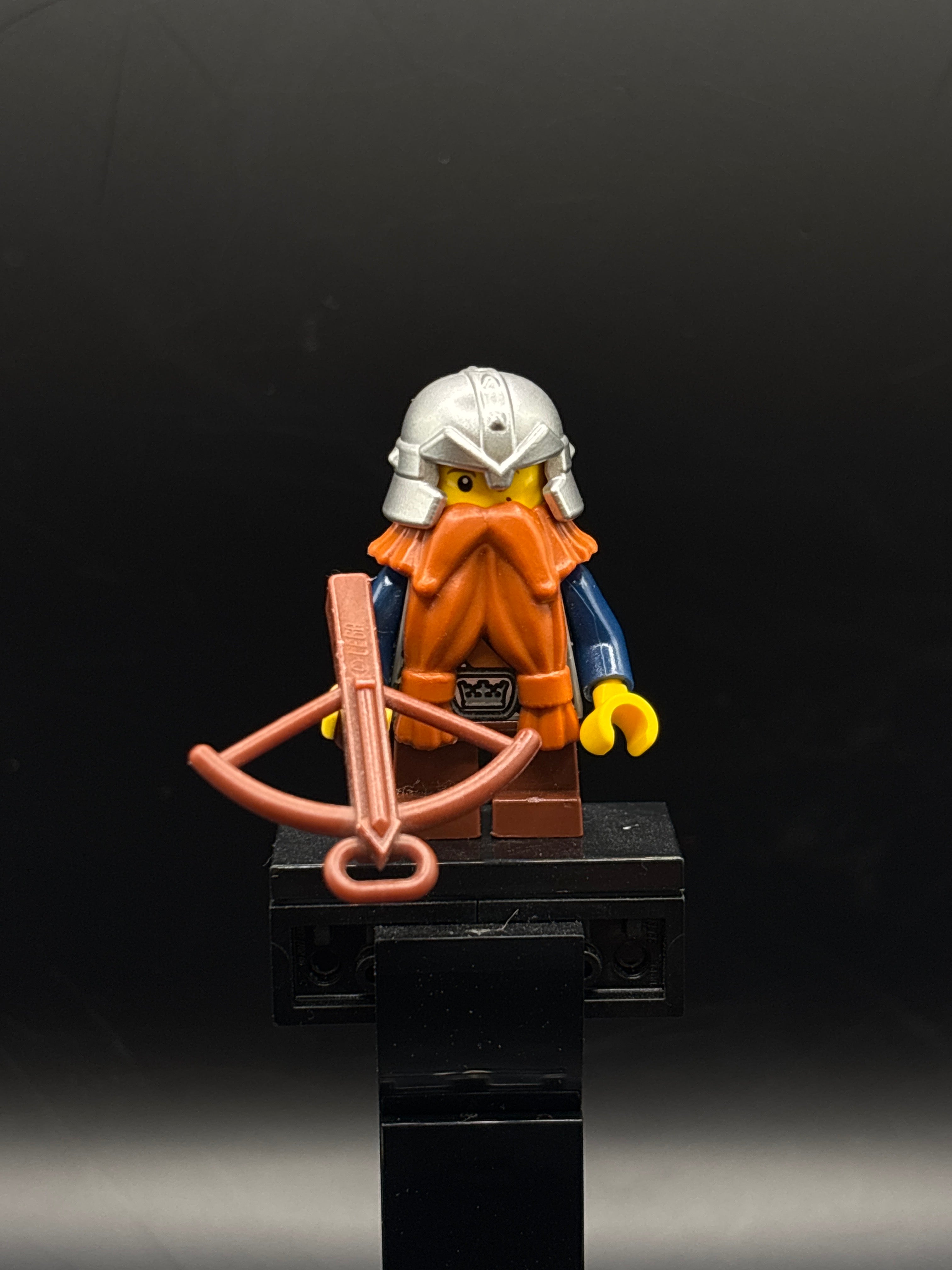 Fantasy Era - Dwarf, Dark Orange Beard, Metallic Silver Helmet with Studded Bands, Dark Blue Arms, Pale Brown Beard — frente