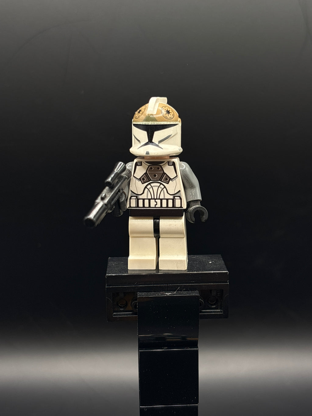 Clone Trooper Gunner (Phase 1) - Large Eyes — frente