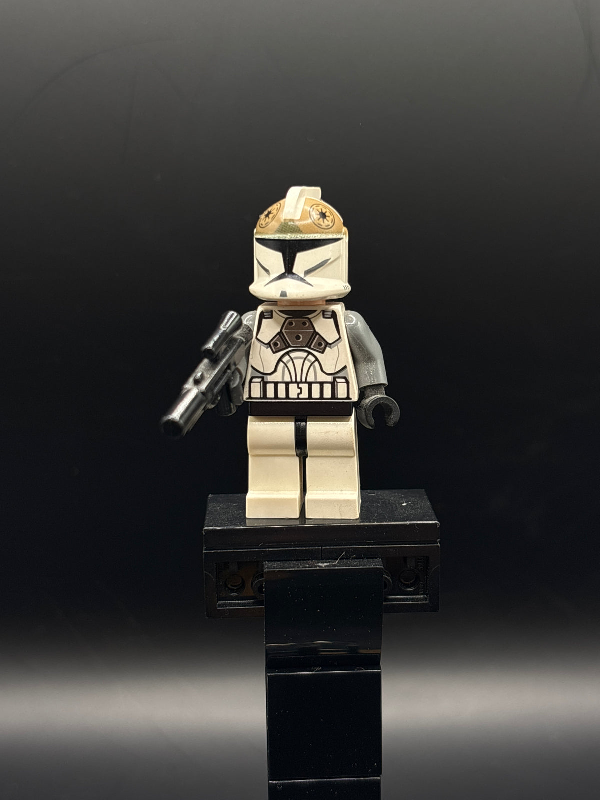 Clone Trooper Gunner (Phase 1) - Large Eyes — frente