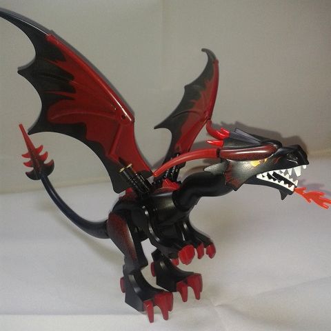 Dragon, Fantasy Era, Black Head — imagen BrickLink