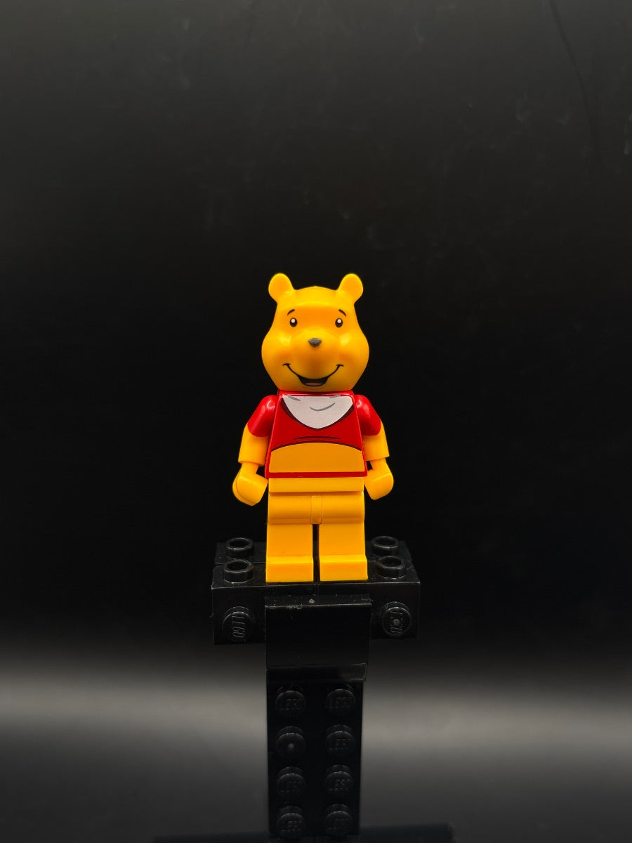 LEGO Minifigura Winnie the Pooh - White Bib - Disney — frente