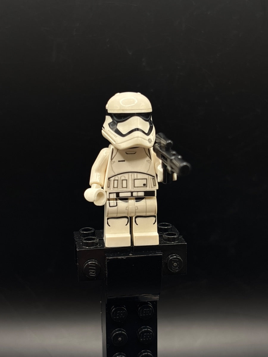 LEGO Minifigura First Order Stormtrooper (Rounded Mouth Pattern) - Star Wars — frente