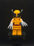 LEGO Minifigura Wolverine Bright Light Orange and Black Mask - Marvel — frente
