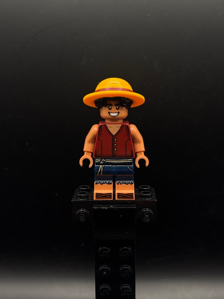 LEGO Minifigura Monkey D. Luffy - Hair Combo, Straw Hat with Black Hair - One Piece — frente