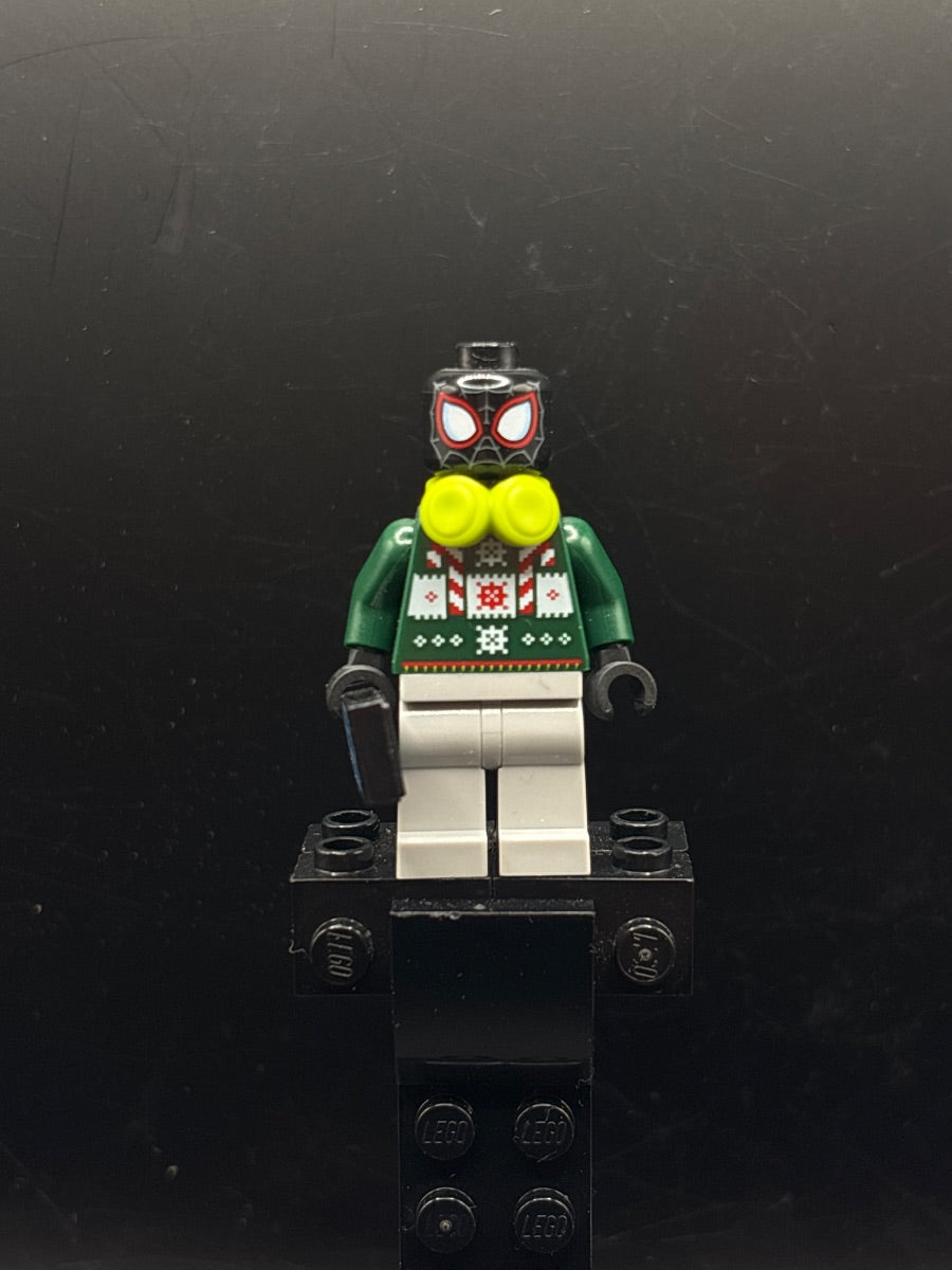 LEGO Minifigura Spider-Man (Miles Morales) Holiday Sweater - Marvel — frente