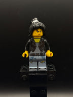 LEGO Minifigura Nya - Leather Jacket and Jeans High School Outfit - The LEGO NINJAGO Movie — frente