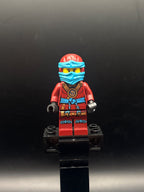 LEGO Minifigura Nya (Deepstone Armor) Skybound - NINJAGO — frente