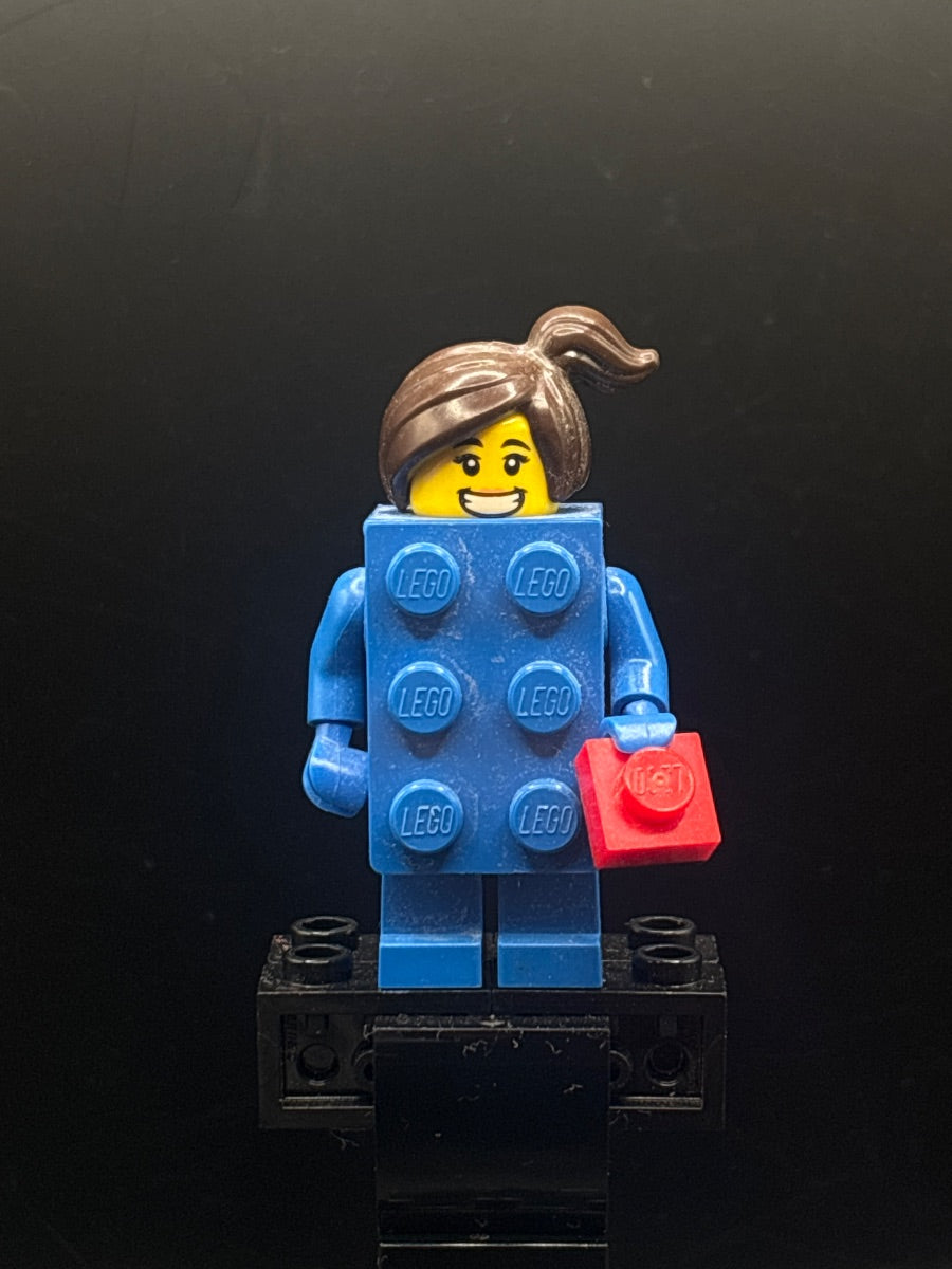 LEGO Minifigura Brick Suit Girl, Series 18 (Minifigure Only without Stand and Accessories) - Collectible Minifigures — frente