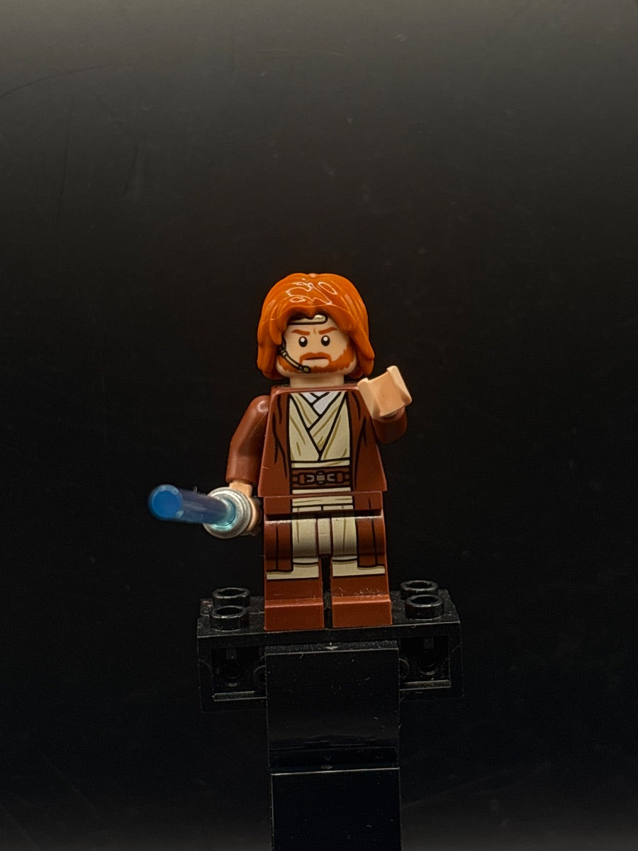 LEGO Minifigura Obi-Wan Kenobi - Reddish Brown Robe, Dark Orange Mid-Length Tousled with Center Part Hair - Star Wars — frente