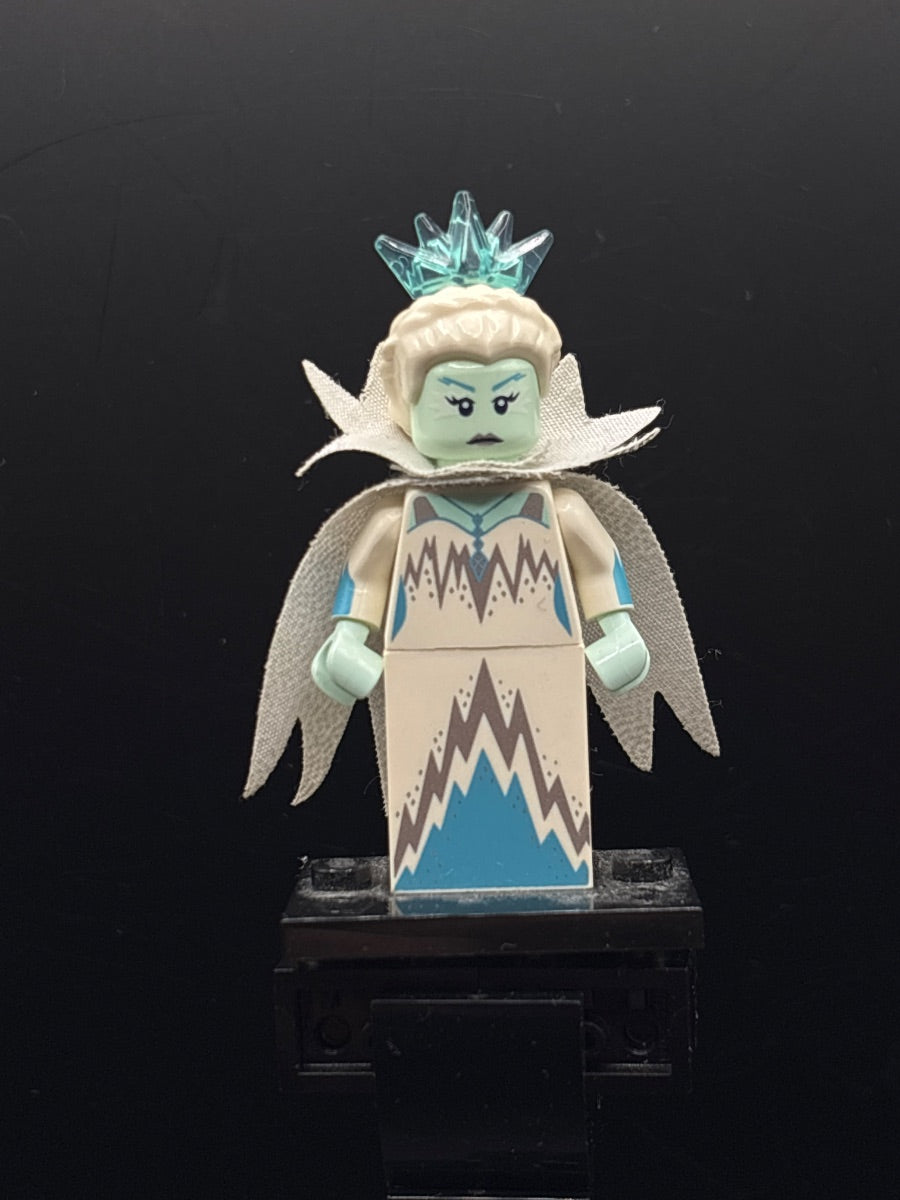 LEGO Minifigura Ice Queen, Series 16 (Minifigure Only without Stand and Accessories) - Collectible Minifigures — frente