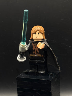 LEGO Minifigura Anakin Skywalker - Trans-Light Blue Light-Up Lightsaber - Star Wars