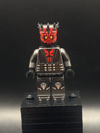 LEGO Minifigura Darth Maul - Printed Legs with Silver Armor, Eyes without Black Pupils - Star Wars — frente