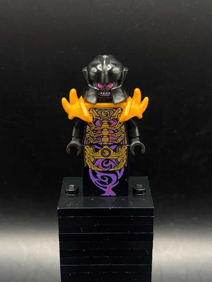 LEGO Minifigura Overlord (Golden Master) - Rebooted - NINJAGO — frente
