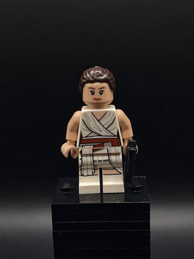LEGO Minifigura Rey - White Tied Robe - Star Wars