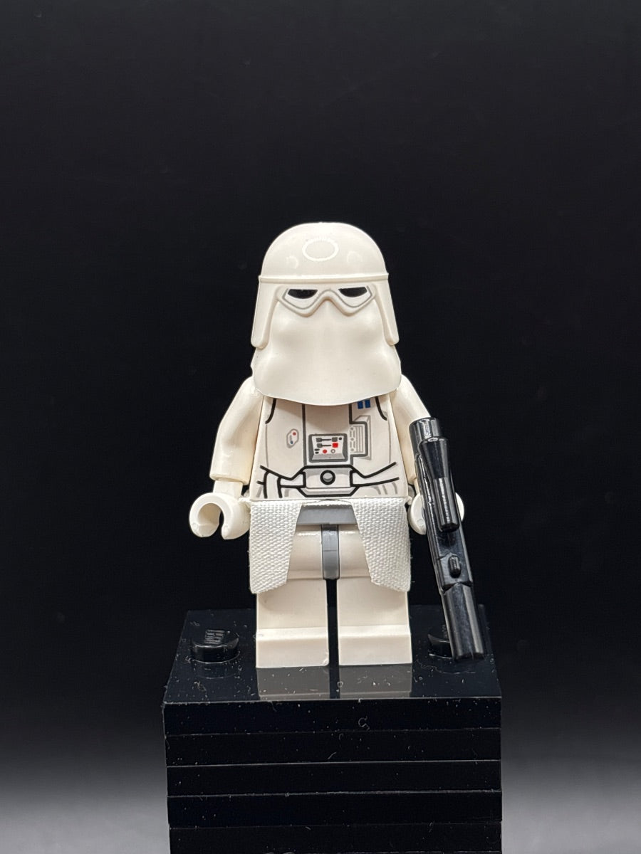 LEGO Minifigura Snowtrooper, Light Bluish Gray Hips, Light Bluish Gray Hands, White Kama - Star Wars — frente