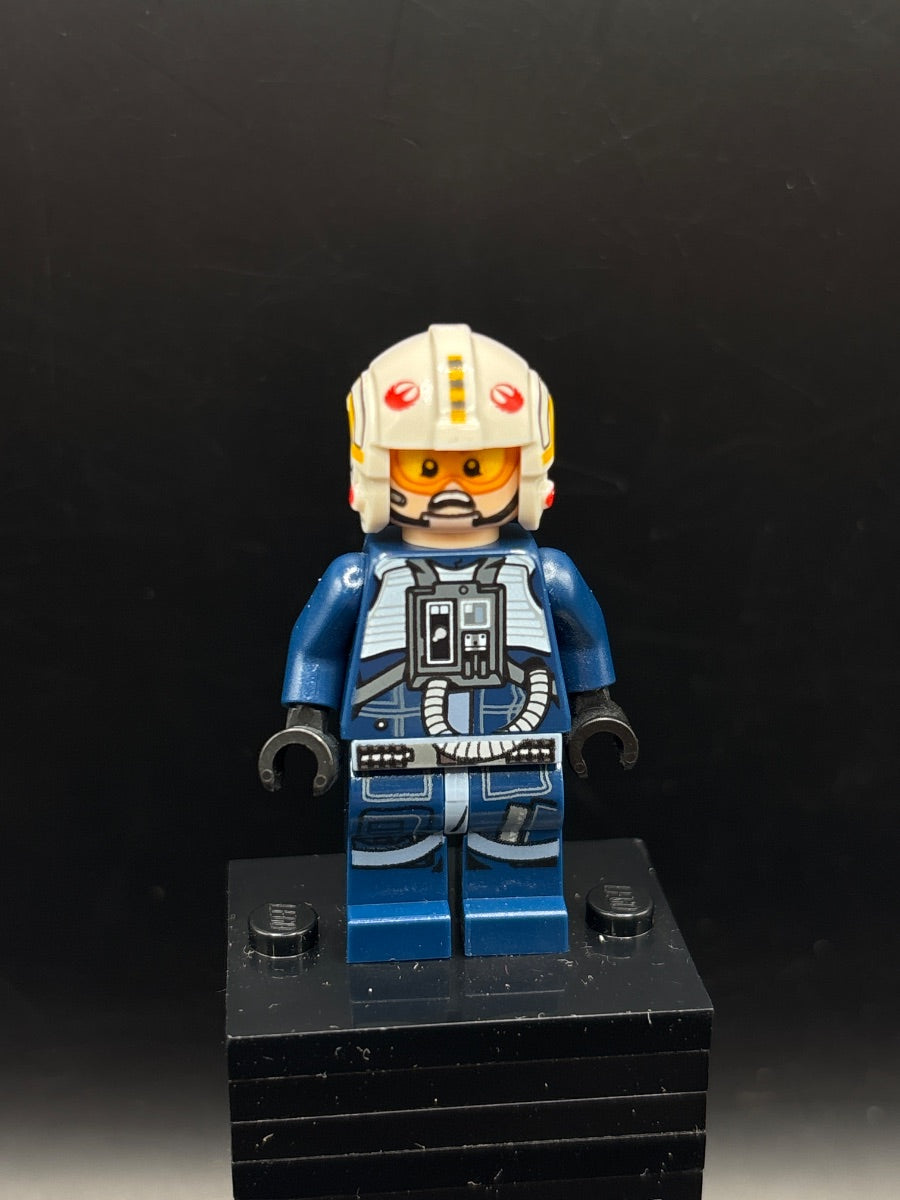 LEGO Minifigura Rebel Pilot Y-wing (Dark Blue Jumpsuit) - Star Wars — frente