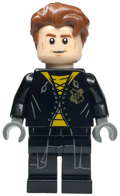 Cedric Diggory - Black and Yellow Uniform, Shirt Tail - BrickLink - DagaBlocks