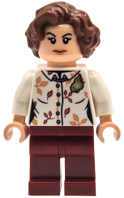 Petunia Dursley - White Blouse with Necklace — imagen BrickLink