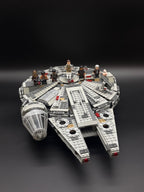 LEGO Set Millennium Falcon - Star Wars — frente