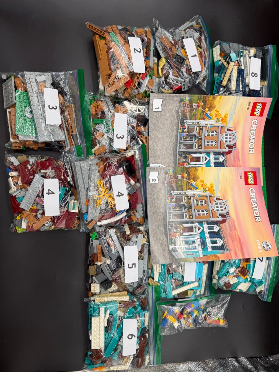 LEGO Set Bookshop - Creator — frente